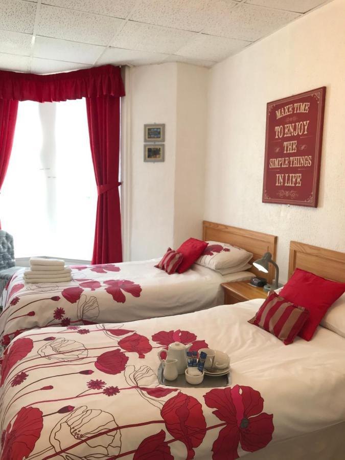 The Rutland Hotel Blackpool Bagian luar foto