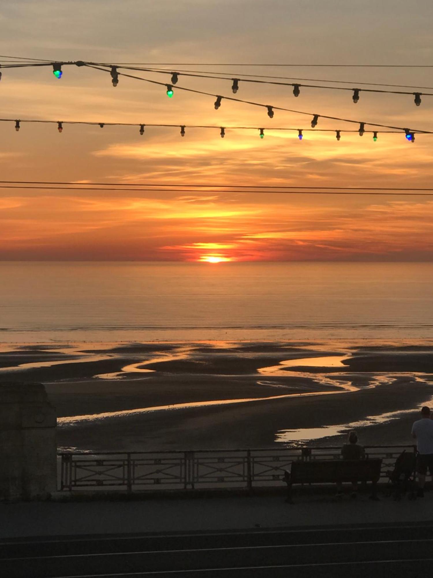The Rutland Hotel Blackpool Bagian luar foto